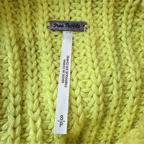 Free People Swim Too Deep Turtleneck sweater oversized small yellow pullover - Picture 4 of 7